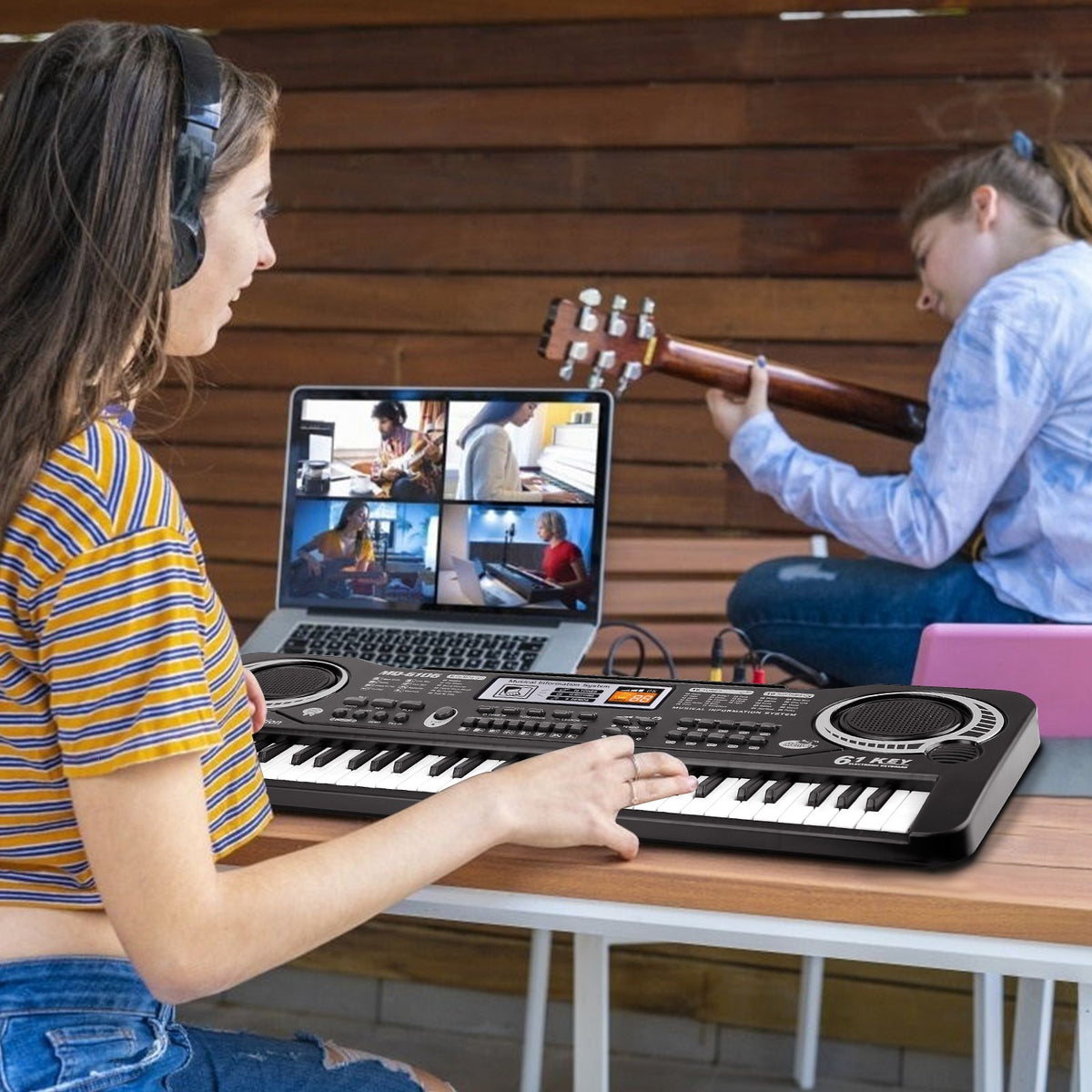 61 Keys Digital Music Electronic Keyboard Electric Piano Musical Instrument Kids Learning Keyboard with Microphone for Beginners Kids Girls Boys Adults